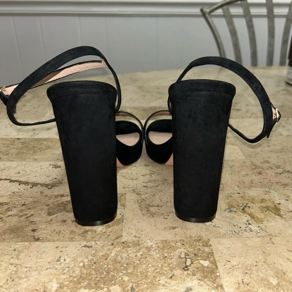 Stuart Weitzman Heels - Picture 4 of 7
